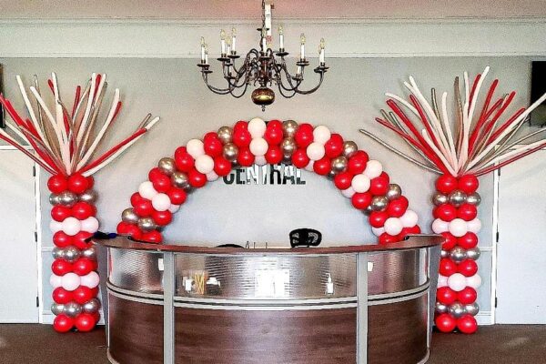 CLASSIC BALLOON ARCH AND COLUMNS